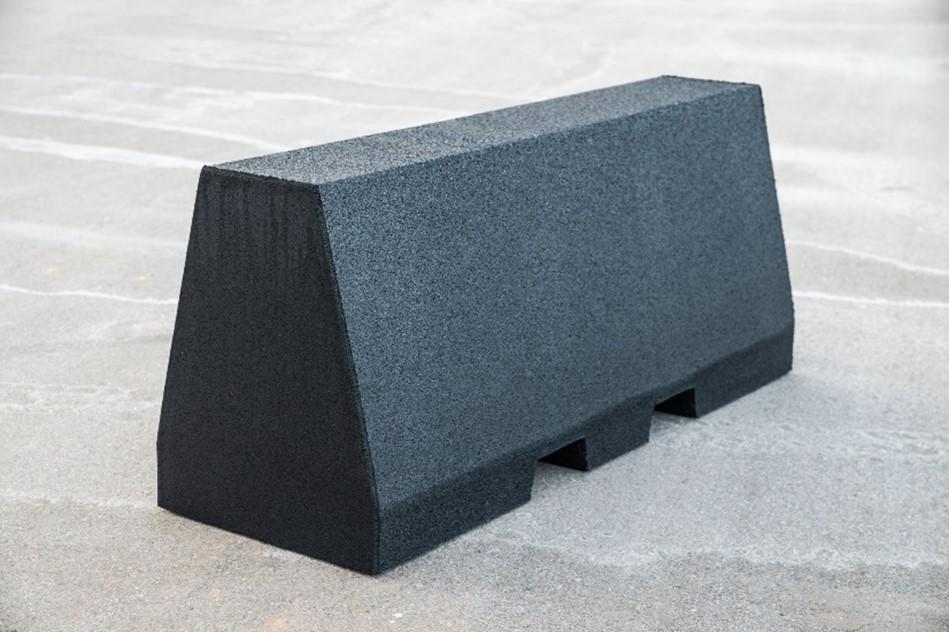 Https48barriers comwp contentuploads202309single pretred barrier jpg